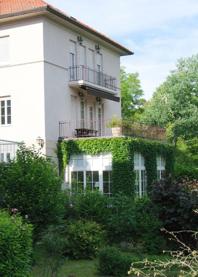 Embassy Row Bnb Bed & Breakfast Zagreb Exterior photo